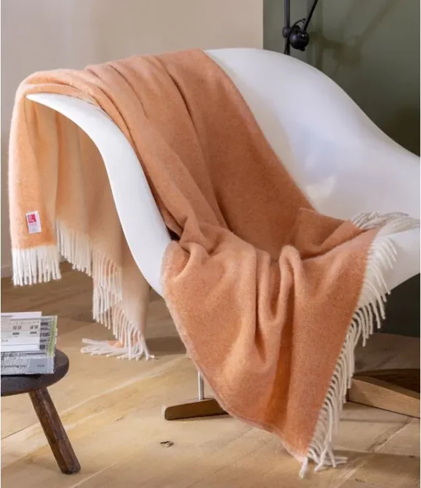 plaid-altiplano-paprika-1 Plaid Altiplano 100% Poils De Bébé Lama 140x200 - Brun De Vian-Tiran