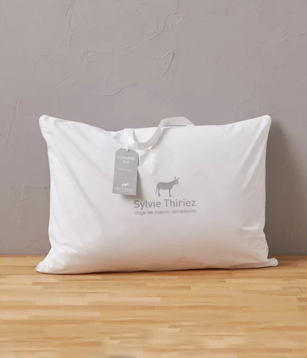 Oreiller en duvet et plumettes moelleux  " Sylvie thiriez"